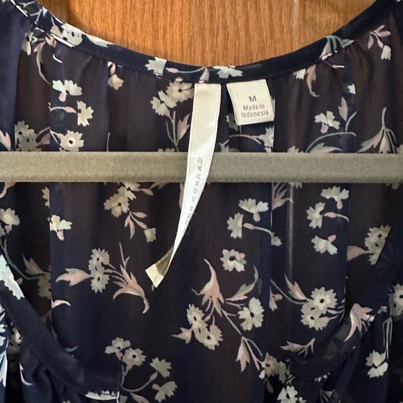 Maurice’s Navy Blue Floral Tunic - Picture 3 of 5